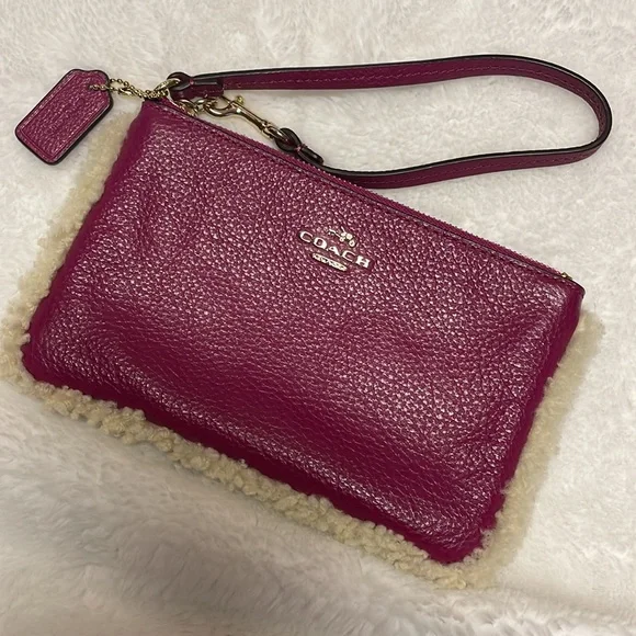 Coach purse with wristlet and small wallet - Picture 2 of 8